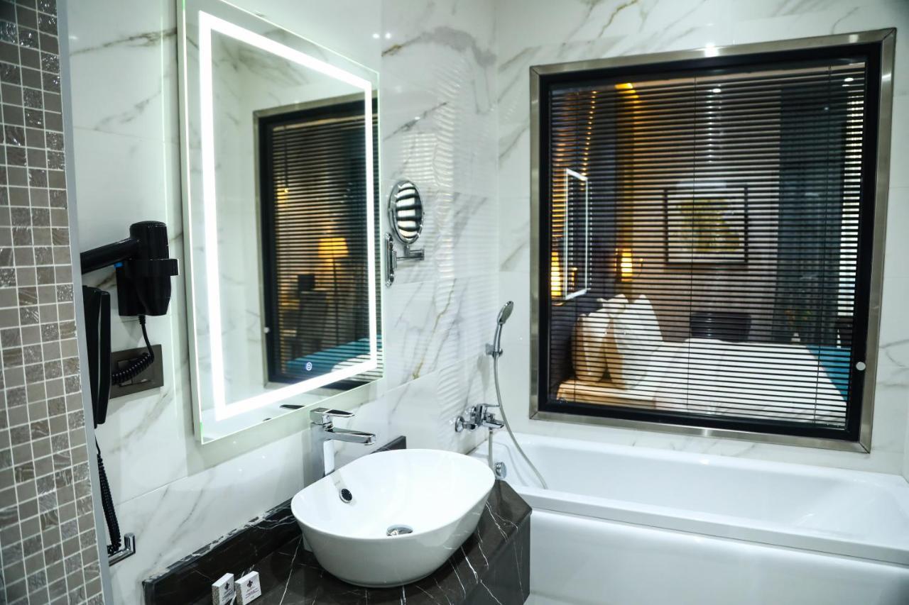 Iris Hotel Baku - Halal Hotel Kültér fotó